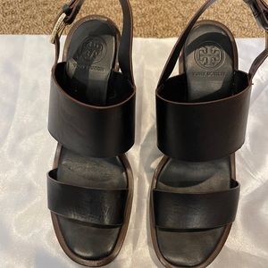 tory burch platforms size 6m